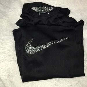 NIKE Therma-Fit Sweatshirt